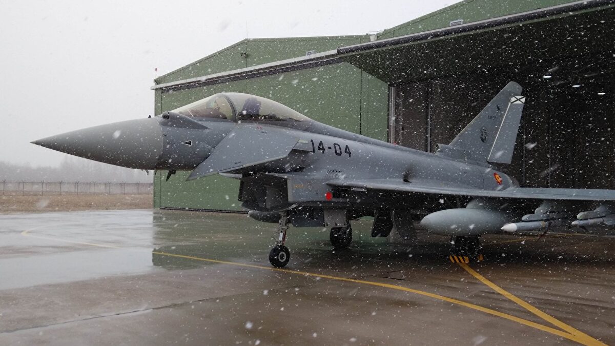 La OTAN despliega dos cazas españoles tras la violación del espacio aéreo de Lituania por parte de aviones rusos