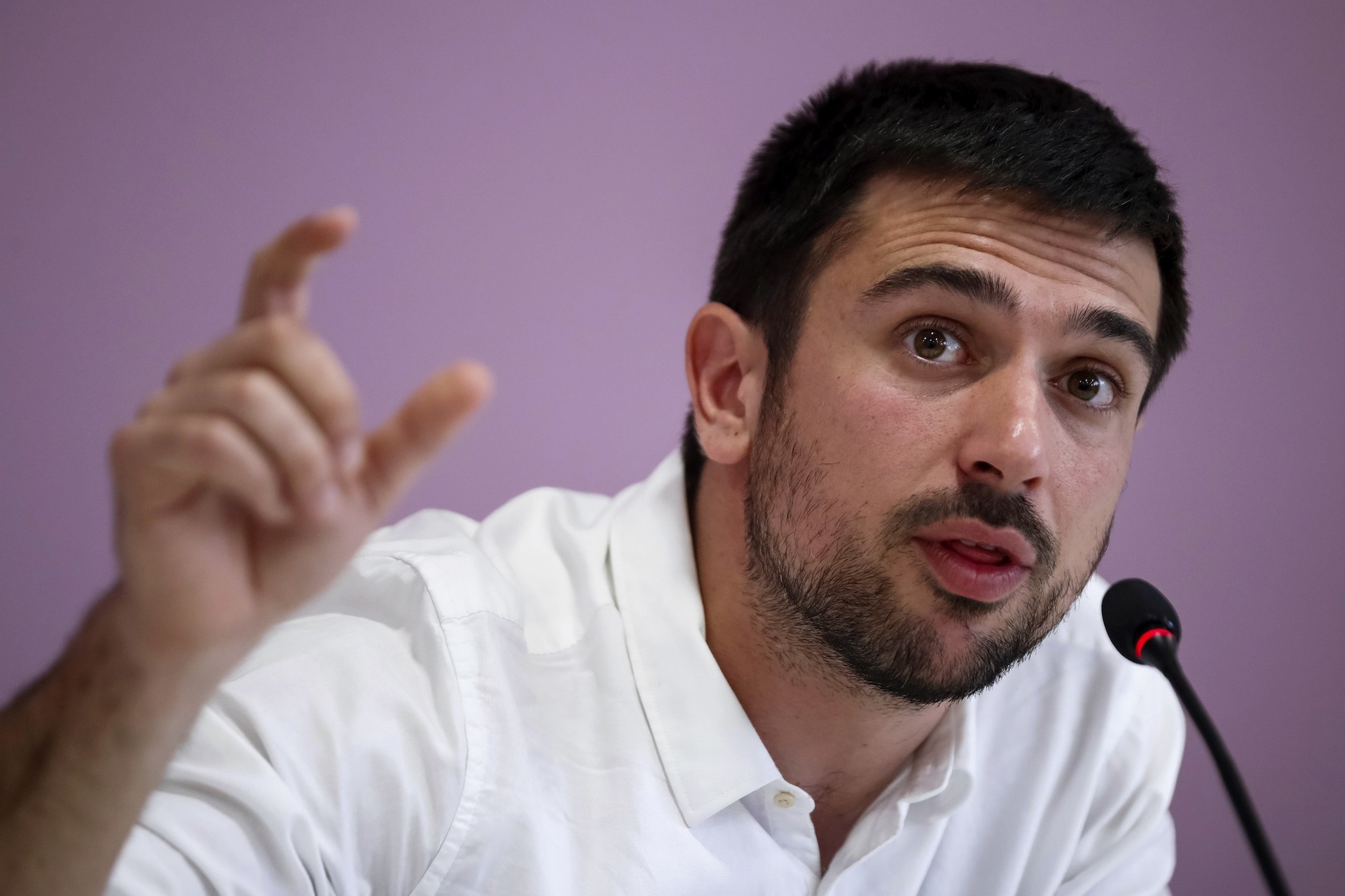 Ramon Espinar se levanta contra Pablo Iglesias: "Podemos se ha roto en pedazos" - Libertad Digital