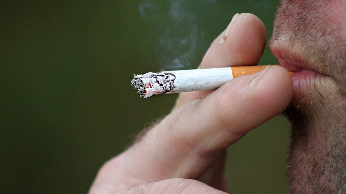 Tenerife contará con más de 150 espacios libres de humo y de vapeo en toda la isla