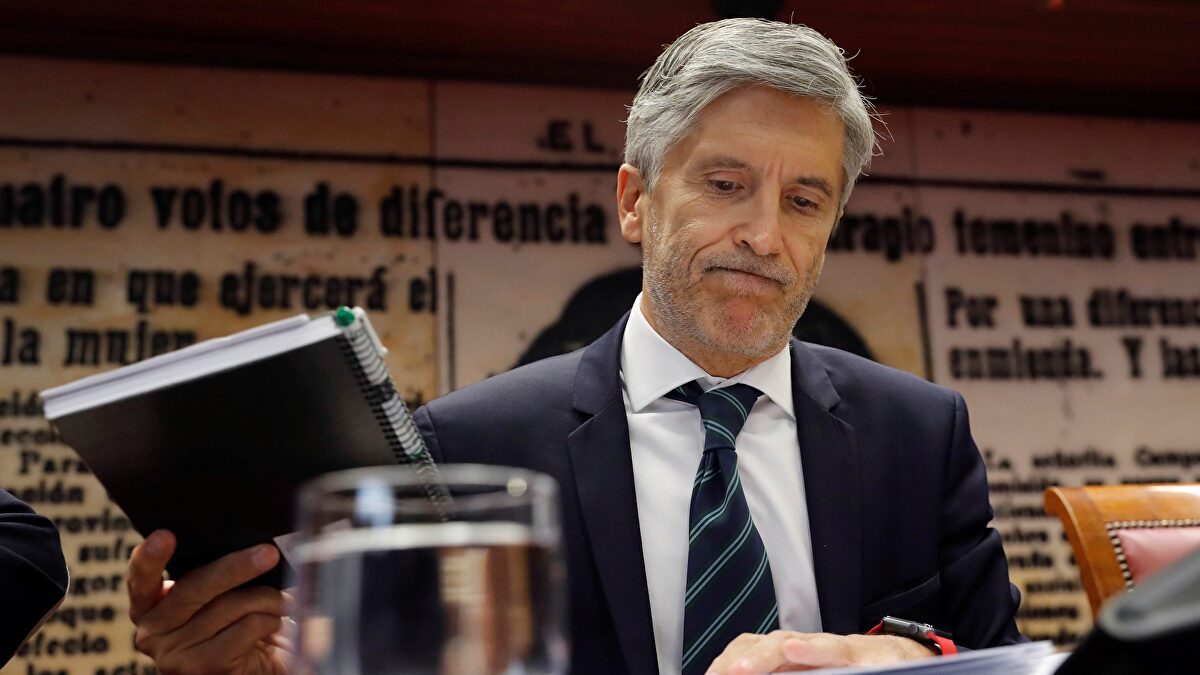 El día en 15 minutos: el Gobierno se contradice sobre si el CNI avisó de la invasión mientras Ceuta toma las calles
