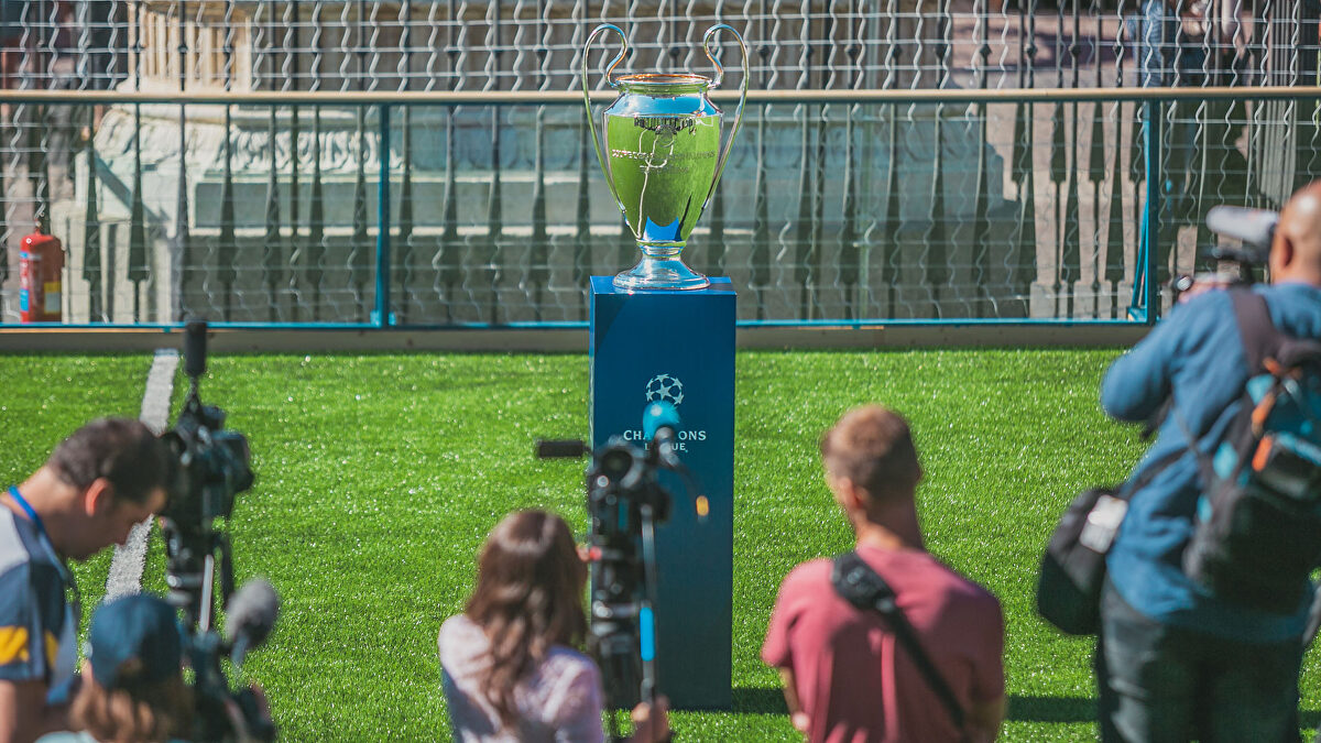 La Champions se 'superliguiza': partidos gratis y dos divisiones para contentar a Real Madrid y Barça