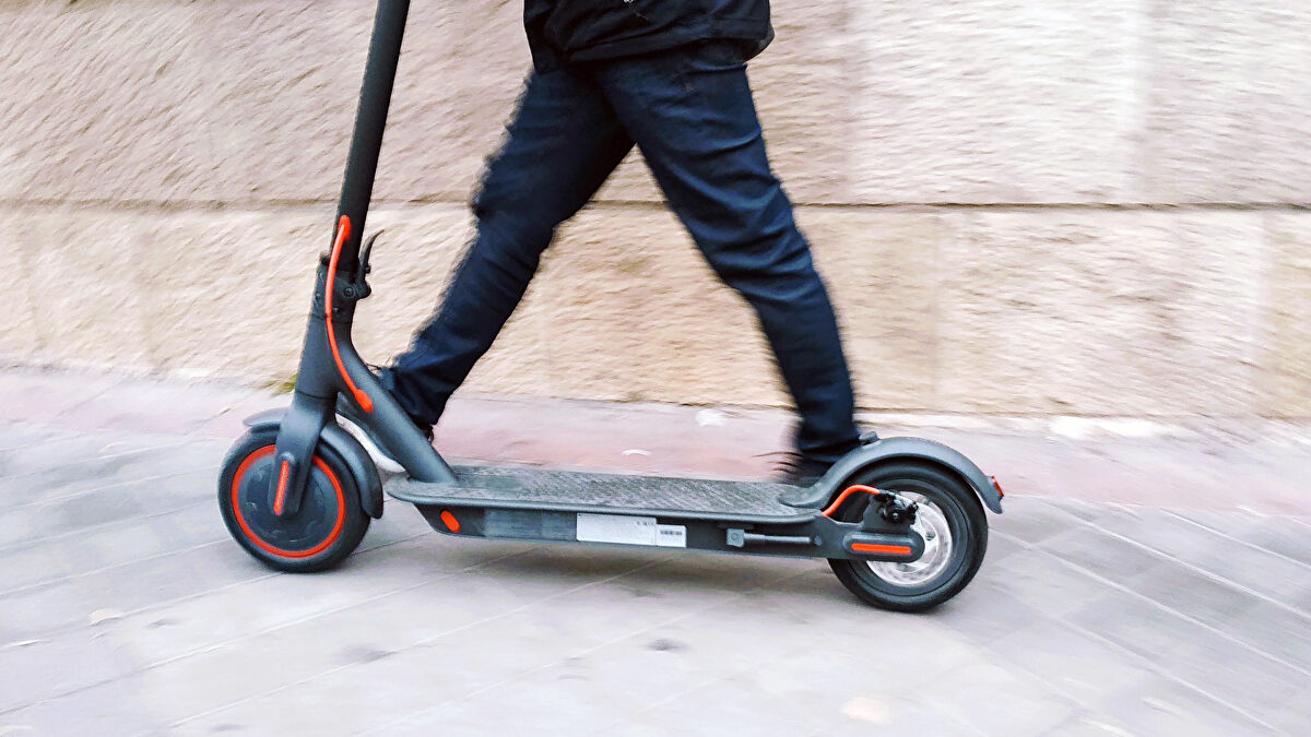 La DGT impone una nueva señal para crear vías exclusivas de patinetes eléctricos