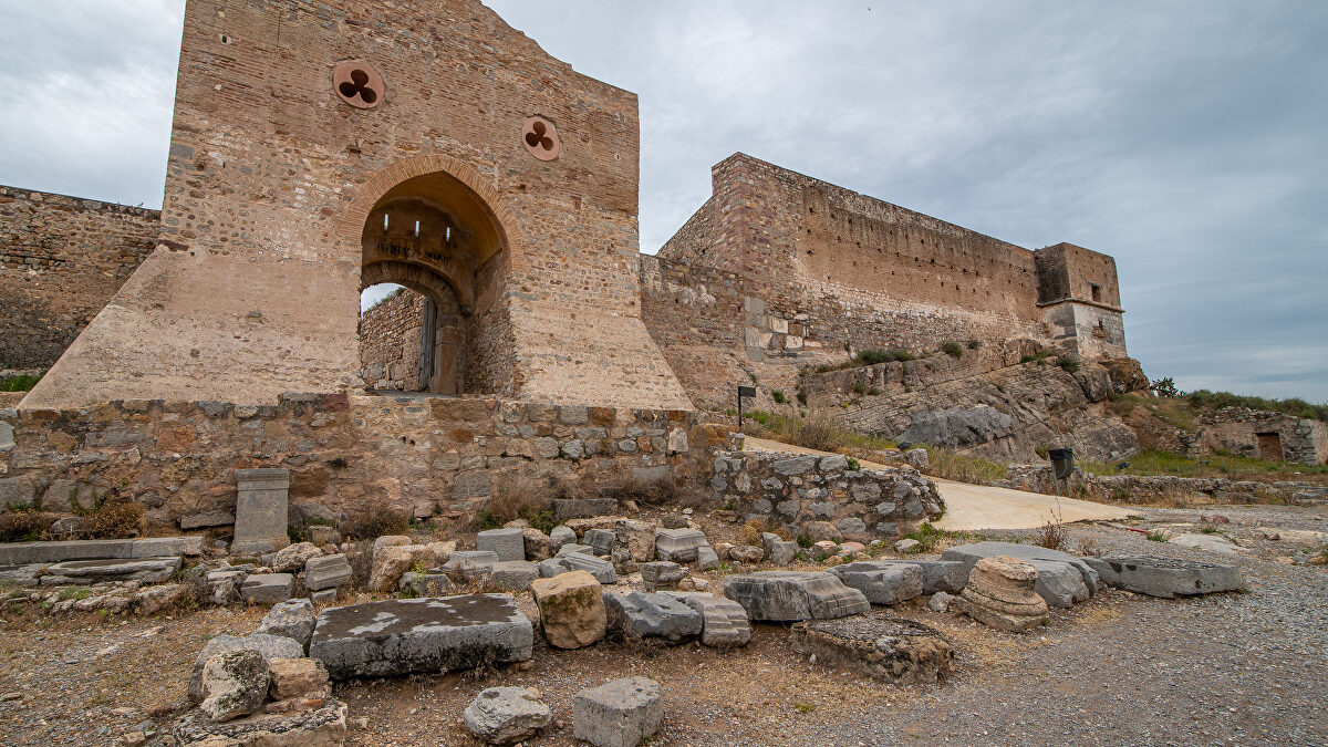 La Generalidad impulsa un nuevo programa de visitas guiadas gratuitas al Conjunto Monumental de Sagunto