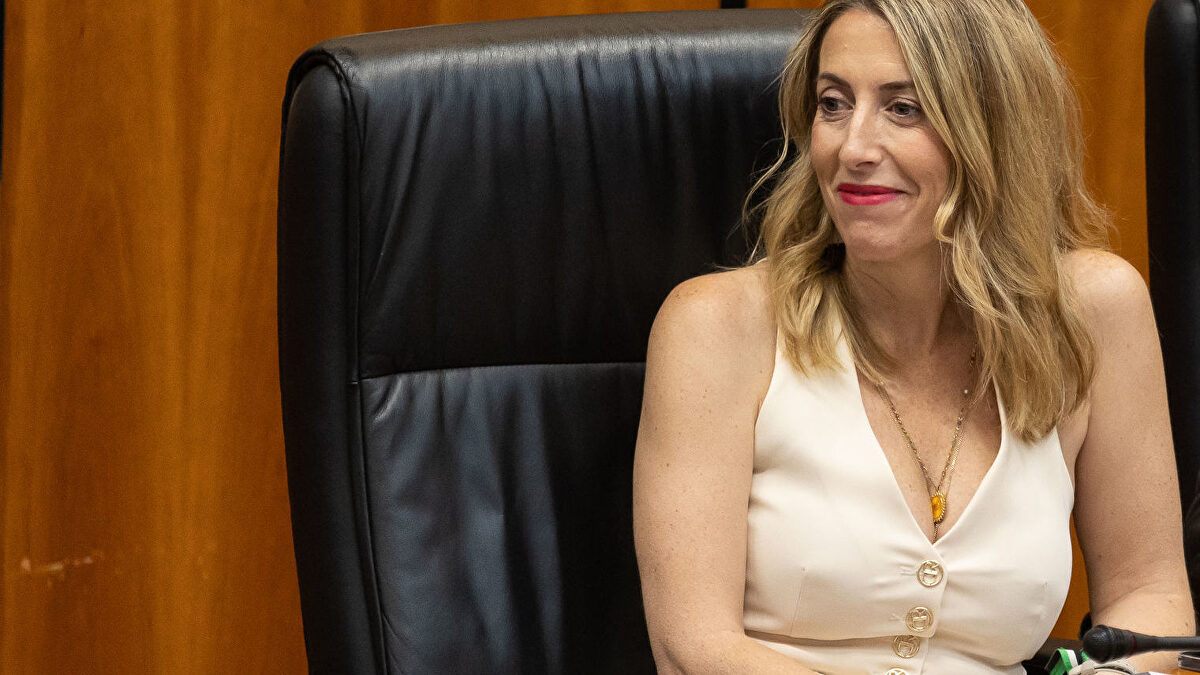 El PP acusa a Sánchez de ir a Extremadura a  arropar al candidato procesado  Gallardo