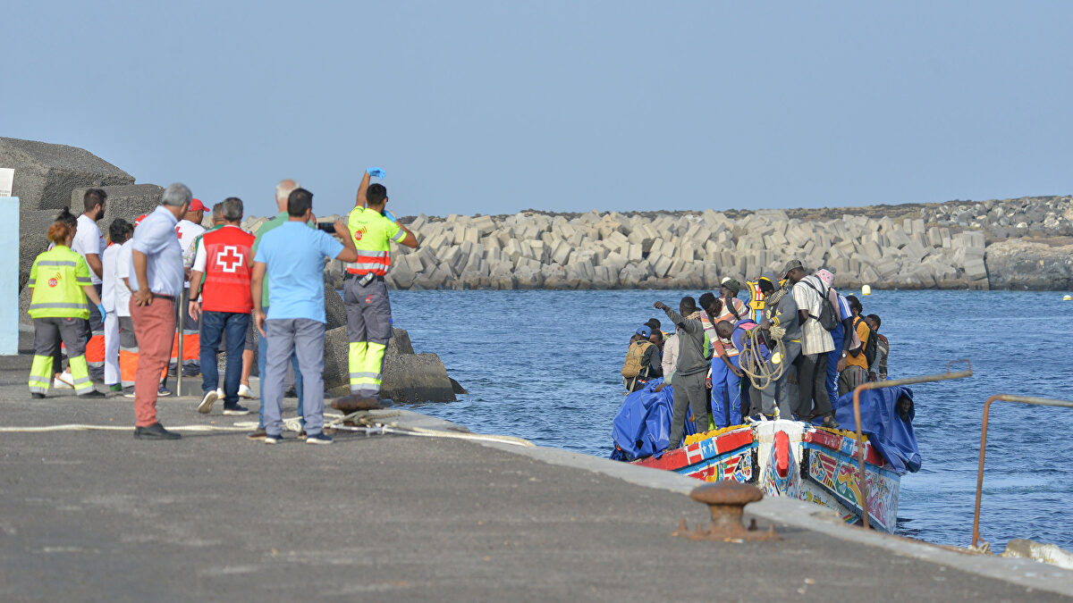 Manuel Domínguez:  El Gobierno mira para otro lado mientras mueren miles de personas en el mar 