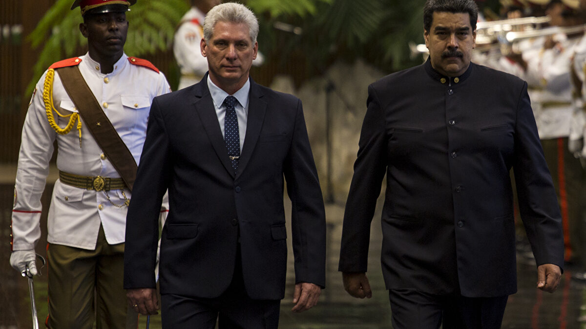 Terroristas refugiados en Cuba