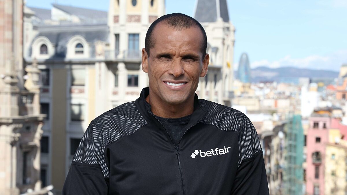 Rivaldo también critica a De la Fuente: "Si existe riesgo de lesión, Lamine debe quedarse fuera"