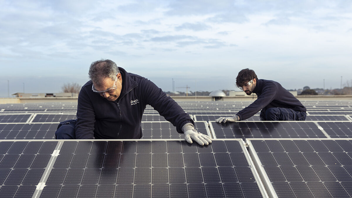 La UE gasta 14.600 millones en tecnología verde importada, casi toda desde China e India
