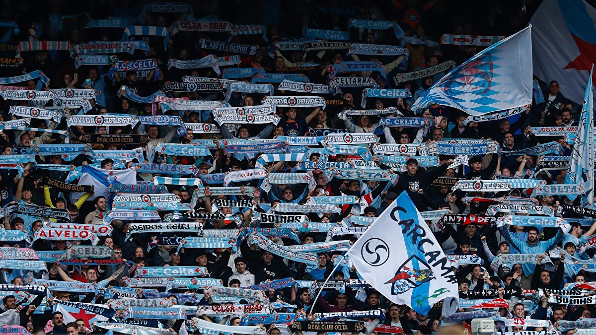 Correos tributa la historia de Oviedo, Rayo, Celta y Murcia con una tirada de 65.000 sellos
