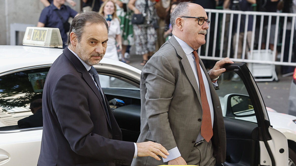 Ábalos renuncia a su abogado dos días antes de su declaración en el Supremo por "diferencias irreconducibles"