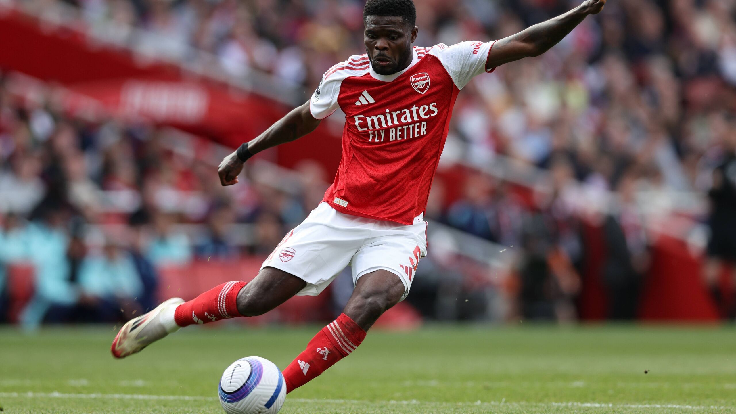 Thomas, acusado de dos nuevos cargos de violación