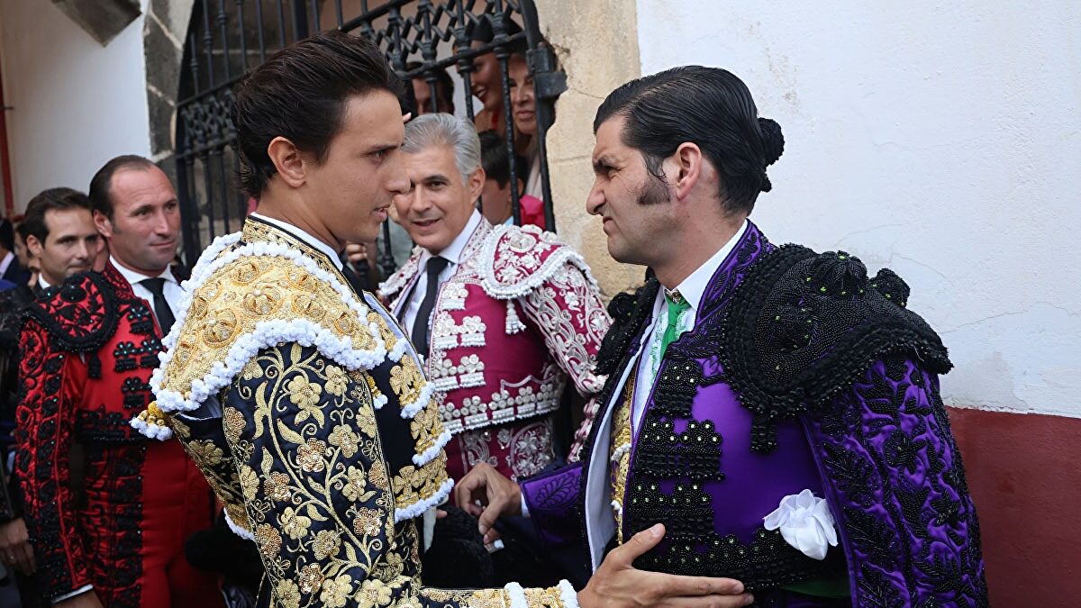 Sevilla cierra temporada taurina con un San Miguel de 'No Hay Billetes' y el futuro de la plaza en vilo