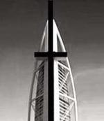 Recreación de la torre Burj al Arab en forma de cruz