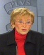 María Teresa Fernández de la Vega acusó a los curas de ser tenebrosos e inmovilistas