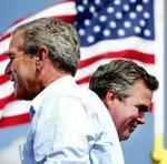 George W. y Jeb Bush.