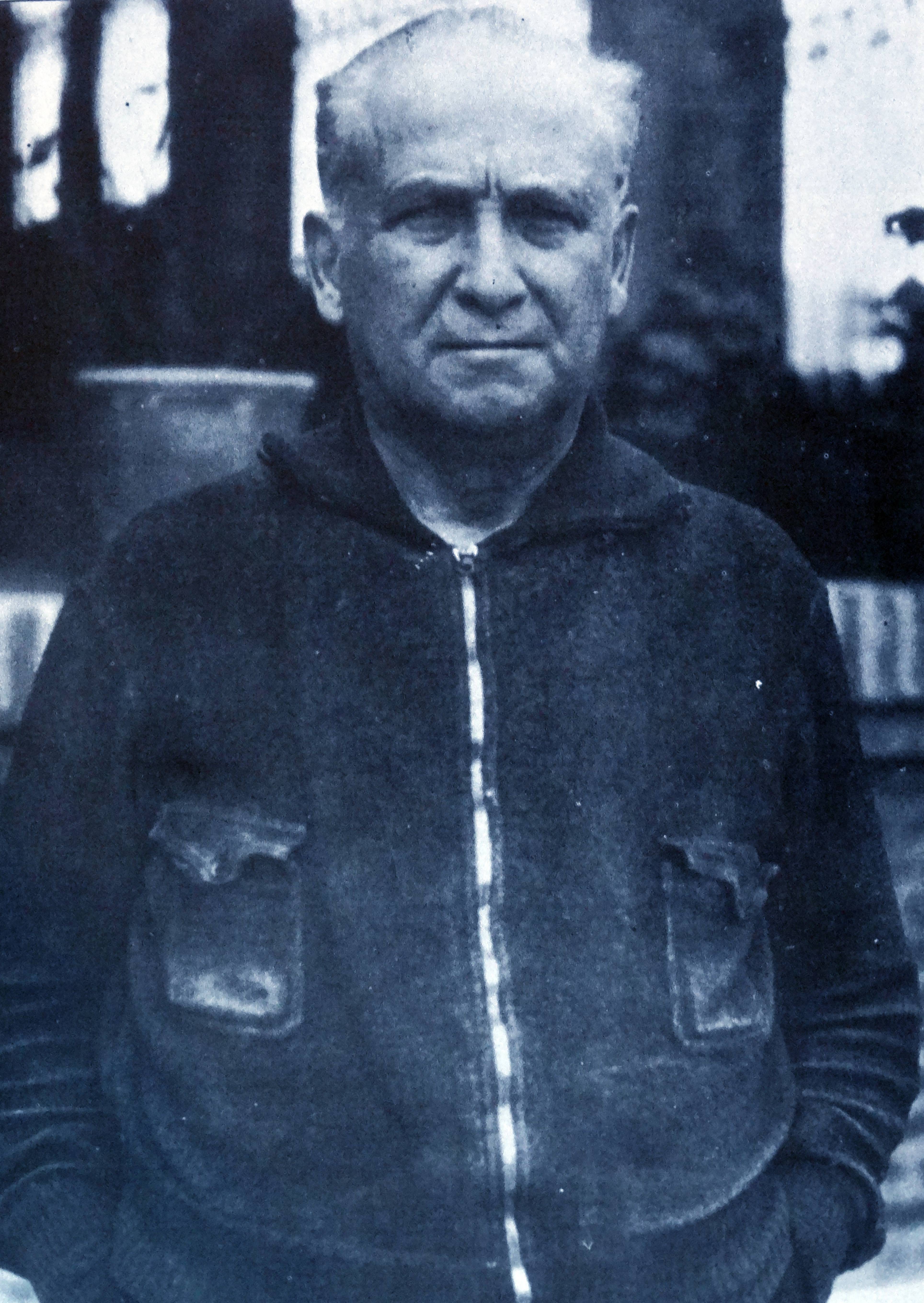 largo_caballero_3.jpg