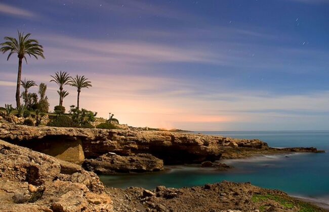 CalaMundina-Nando-Flickr.jpg&x=650&y=0