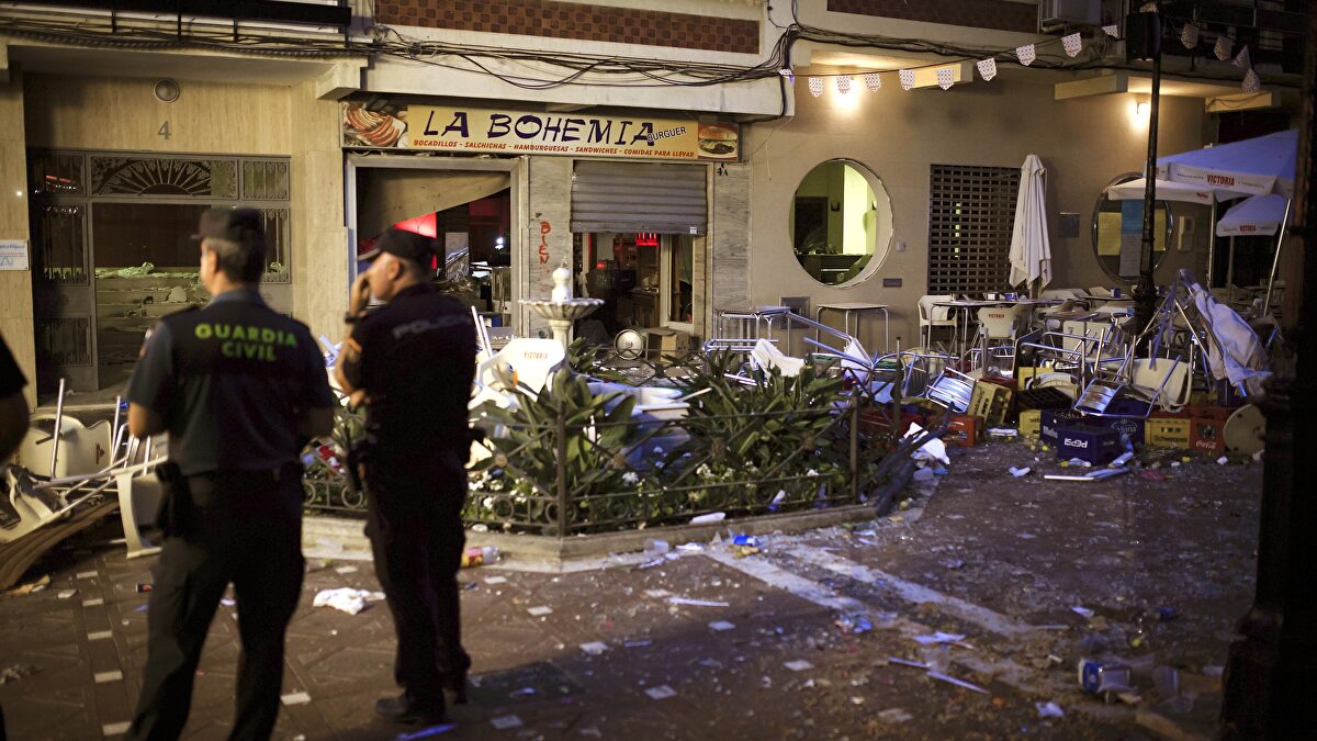 Una explosión de gas en un bar de Málaga deja 90 heridos - Libertad Digital