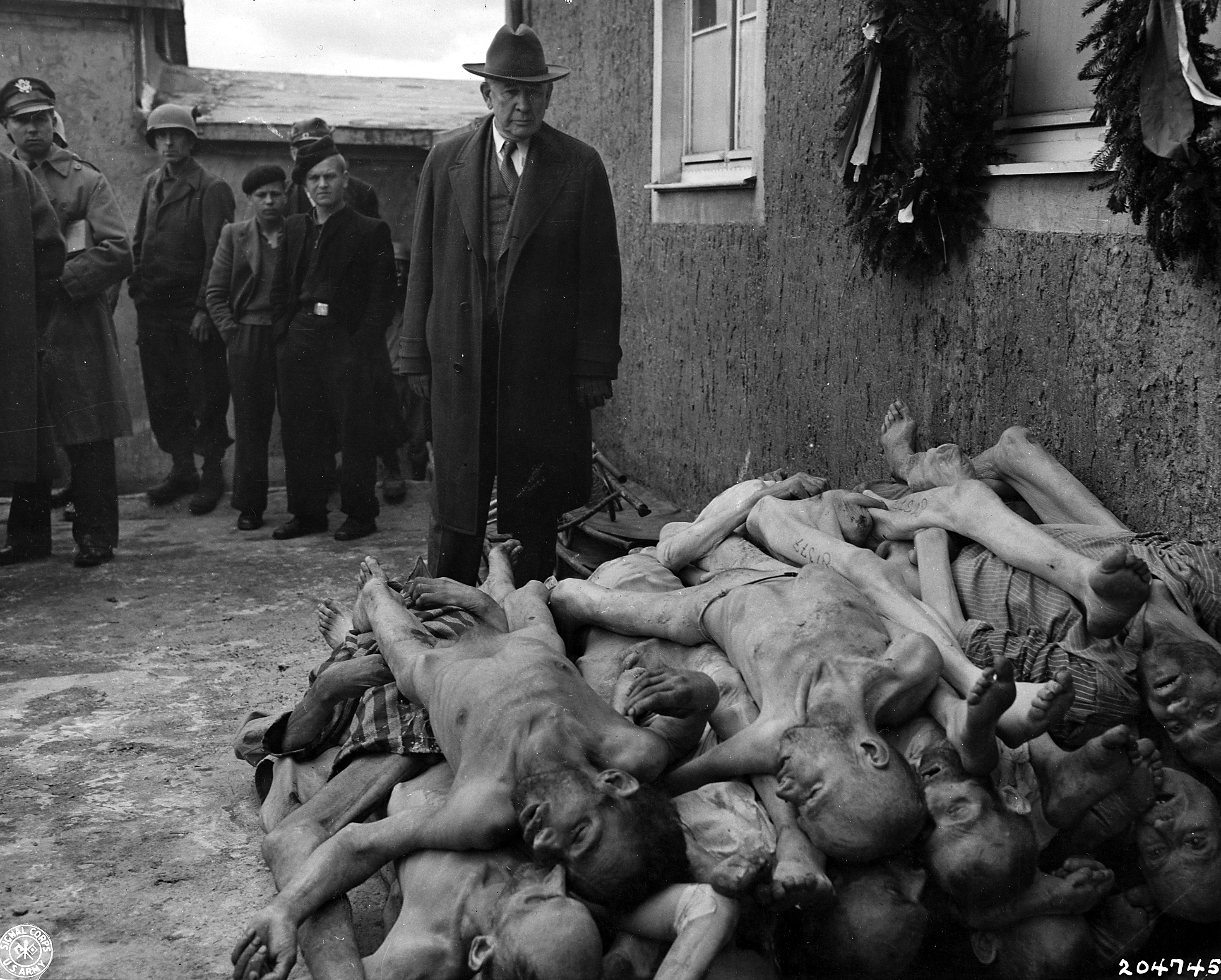 Buchenwald-bei-Weimar-holocausto-judios.