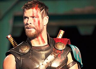 thor-ragnarok-photo-Chris-Hemsworth.jpg