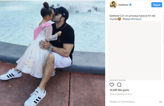 luis-fonsi-beso-hija.jpg