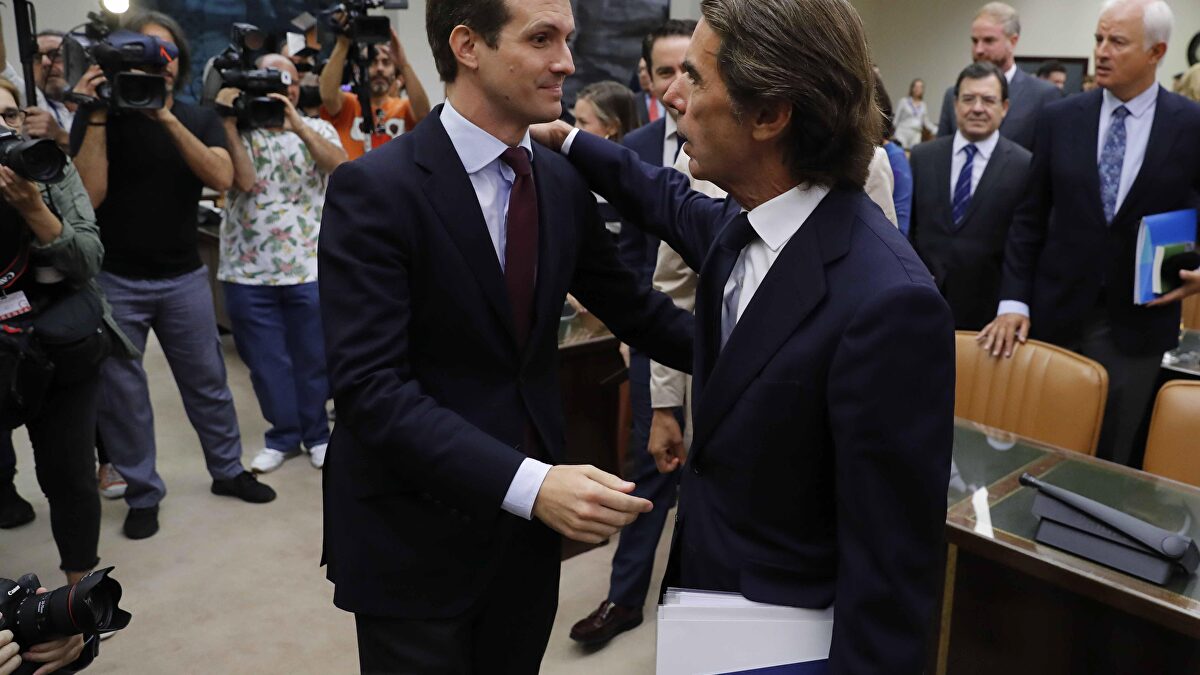 Casado reivindica a Aznar y acaba con la guerra de la época Rajoy ...