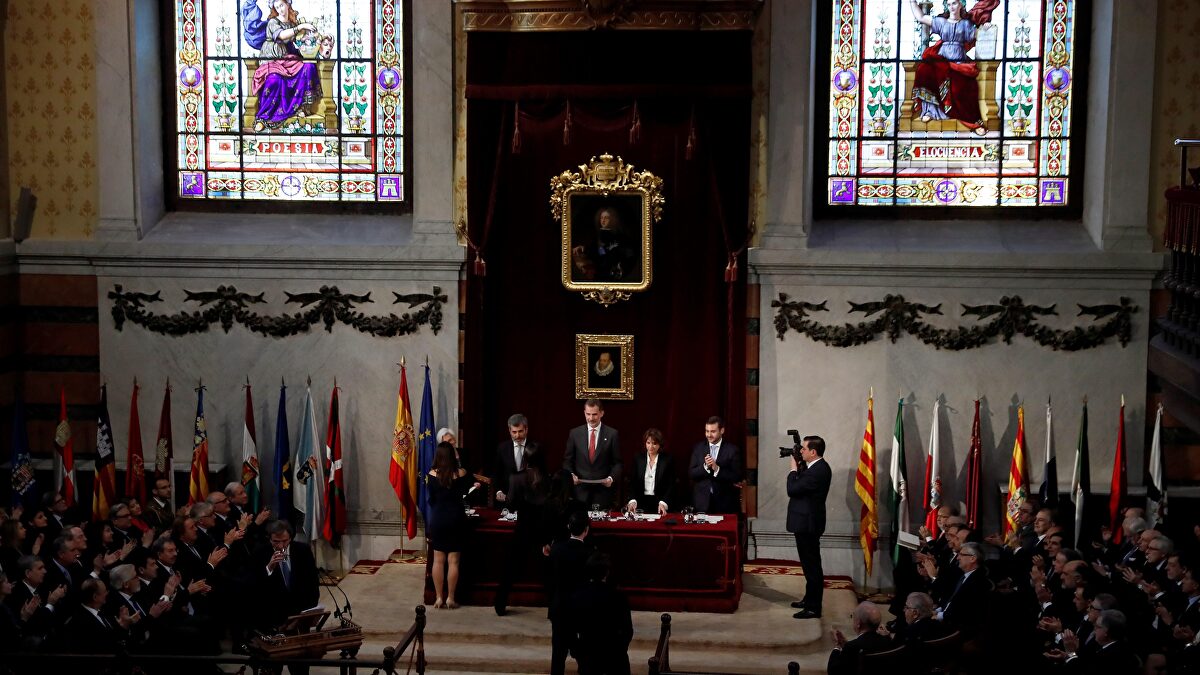 El rey ensalza el "coraje" de los jueces y dice que respetar las ...