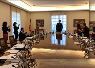 video-aplauso-consejo-ministros-sanchez-150219.jpg