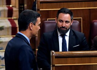 pedro-sanchez-santiago-abascal-congreso-diputados-210519-b.jpg