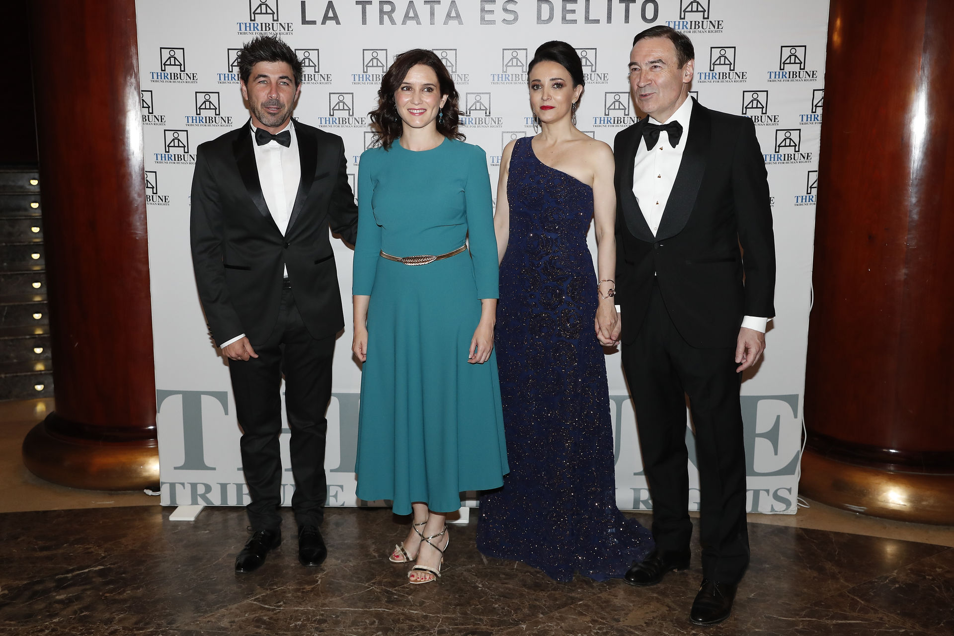 reunion-famosos-contra-prostitucion-2.jp