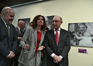 maria-jesus-montero-cristobal-montoro-europapress1815010i-dpresidentecomiteespanolrepresentantespersonasdiscapacidadcermi.jpg