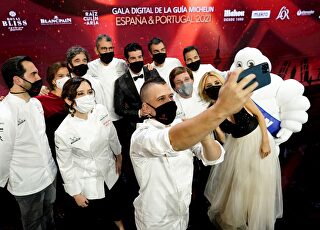 premios-michelin-dabiz-munoz-almeida-ayuso-efe-1.jpg