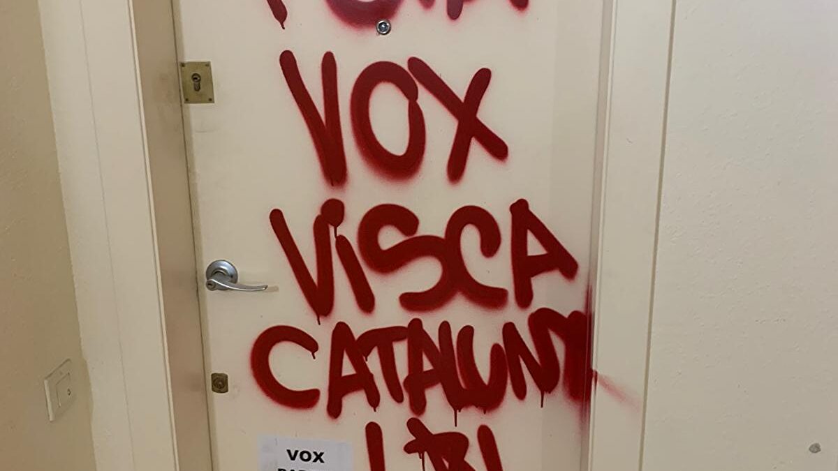 Nuevas pintadas y amenazas en la sede de Vox en Gerona: "Sois un ...