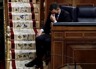 sanchez-congreso-preocupado-mascarilla-21-10-2020.jpg