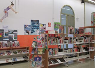 biblioteca-nou-barris-sala-infantil.jpg