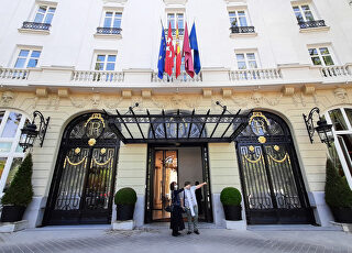 hotel-ritz-madrid-apertura-20210506131333-2021.jpg