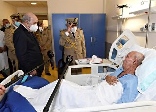brahim-ghali-en-un-hospital-de-argelia.jpg