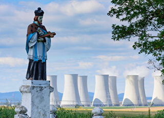 central-nuclear-bohunice.jpg
