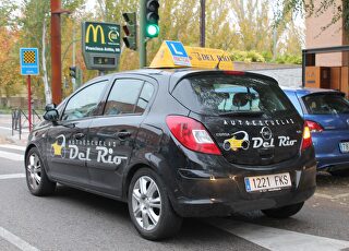 autoescuela-coche.jpg