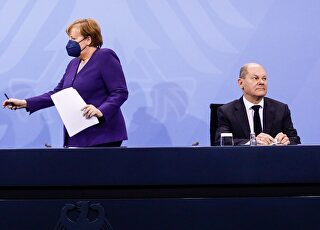 angela-merkel-olaf-scholz021221.jpg