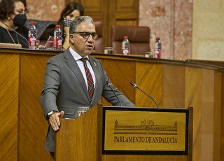 elias-bendodo-parlamento-andalucia.jpg
