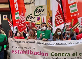manifestacion-funcionarios-marzo-2022-recorte.jpg