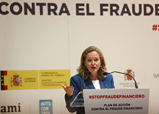 firma-del-plan-de-lucha-contra-el-fraude-financiero-paff.jpg