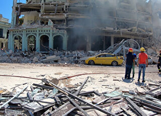 hotel-saratoga-explosion-la-habana-cuba-07052022.jpg