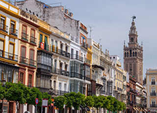 sevilla-giralda3.jpg