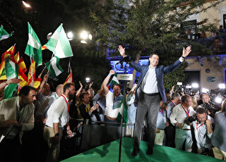 el-pp-gana-las-elecciones-andaluzas-con-mayoria-absoluta-58-escanos.jpg