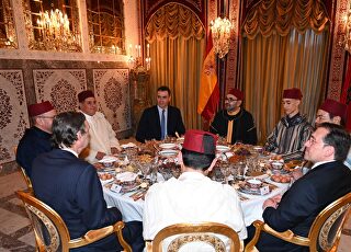 8-abril-2022-europapress-4369003-presidente-gobierno-pedro-sanchez-rey-mohamed-vi-cena-mantenido-encuentro.jpg