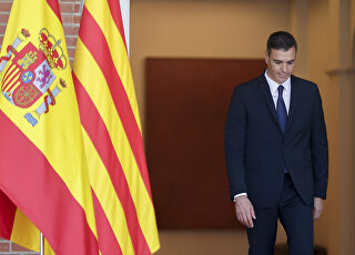 pedro-sanchez-banderas-moncloa15072022.jpg