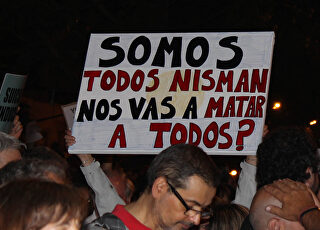 alberto-nisman-cartel-argentina-manifestacion.jpg