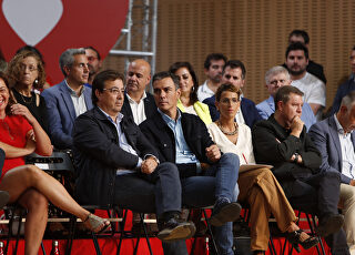el-psoe-celebra-la-reunion-de-su-consejo-politico-federal-en-zaragoza.jpg